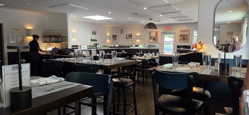 Springs Tavern and Grill photo 3