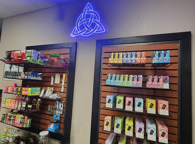 Trinity Vapor Lounge - Barrow photo 5
