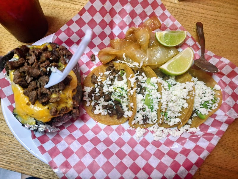 LEO'S TAQUERIA photo 3