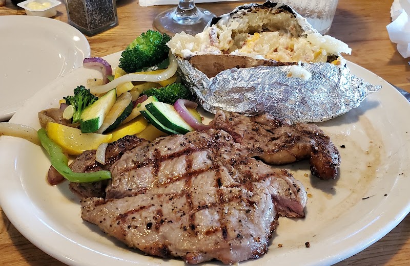 Billy Gene's Restaurant photo 3