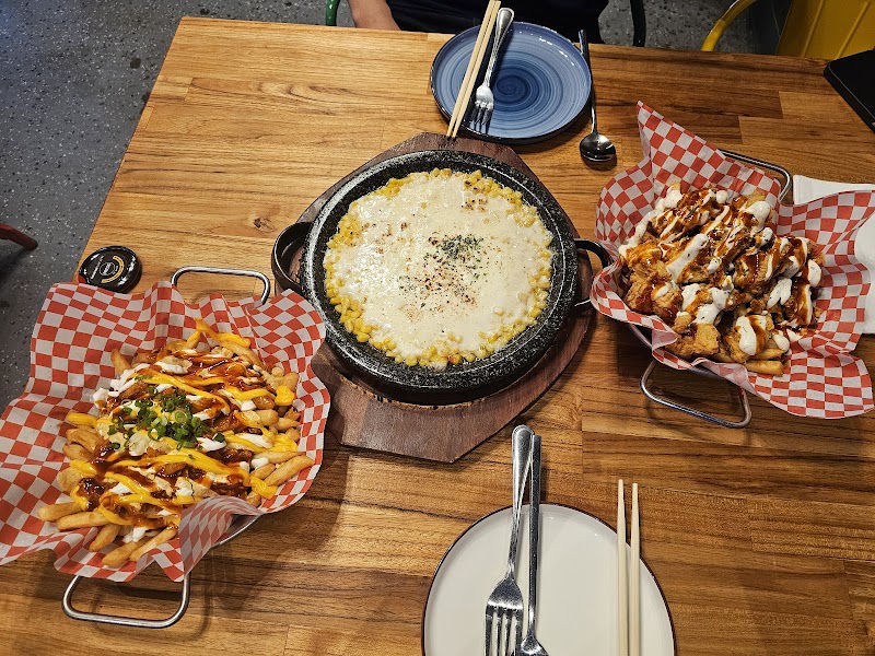Yorienn Korean Fried Chicken & Yori Shop of Carrollton 요리엔 한식 photo 3