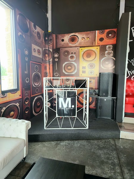 M. photo 3