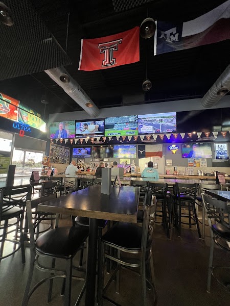 Double Schotts Sports Bar & Grill photo 3