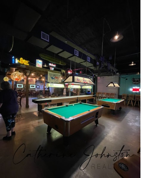 Salty Dog Saloon photo 5