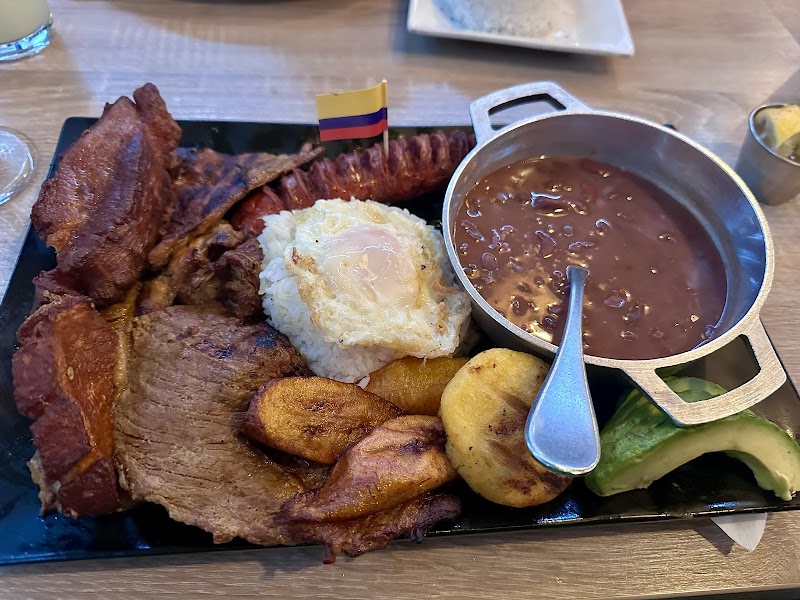 Paraiso Colombiano photo 5