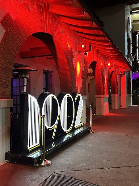 1902 Nightclub photo 3