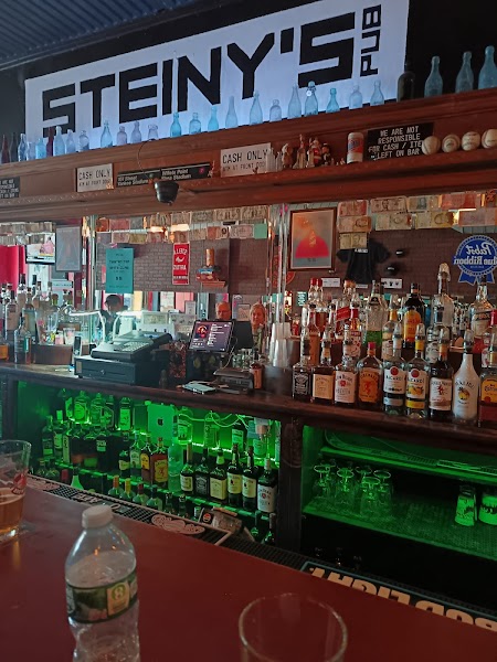 Steiny's Pub photo 5