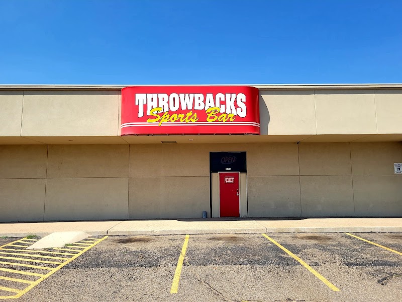 Throwbacks Sports Bar photo 5