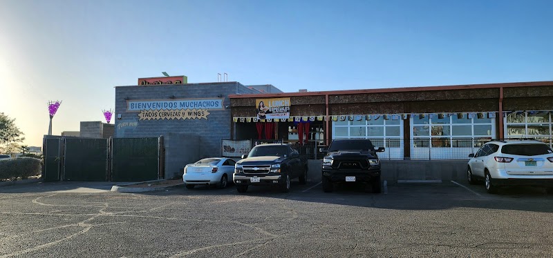 Ojos Locos Sports Cantina (El Paso, TX)