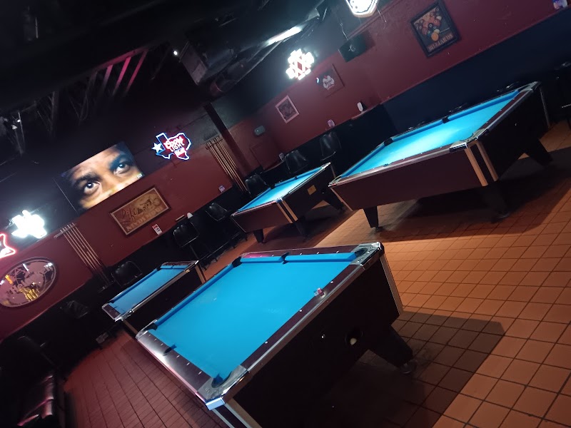 Sparks Sports Bar photo 3