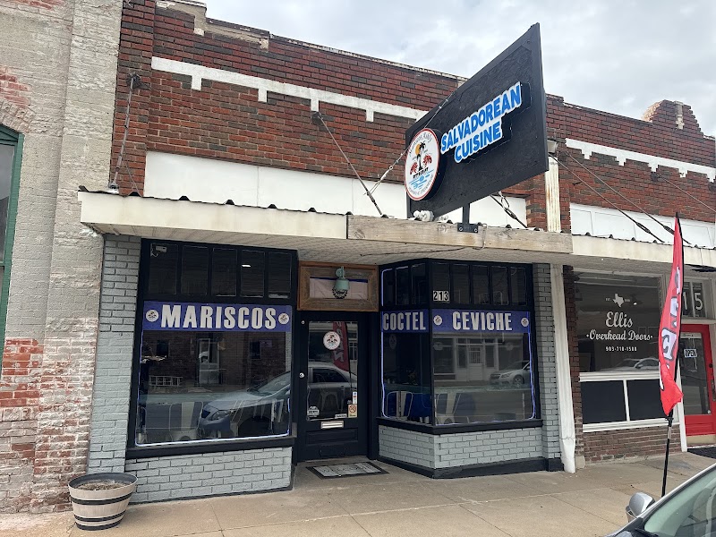Mariscos ashly restaurant