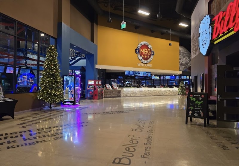 Schulman’s Movie Bowl Grille photo 2