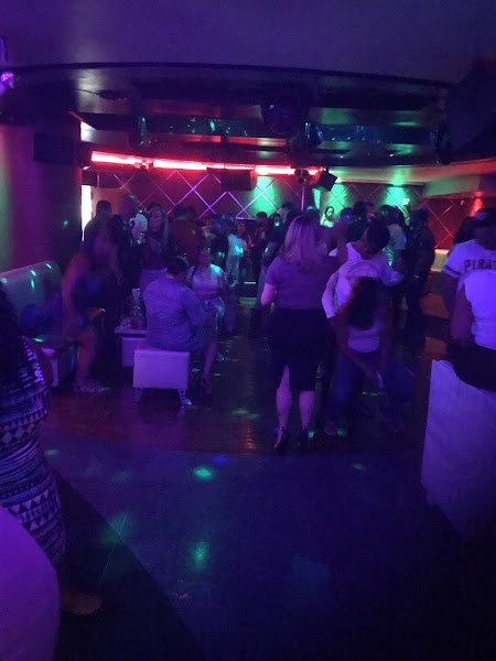 District Sporting lounge photo 4