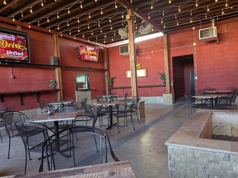 Triple Threat Sports Bar photo 3