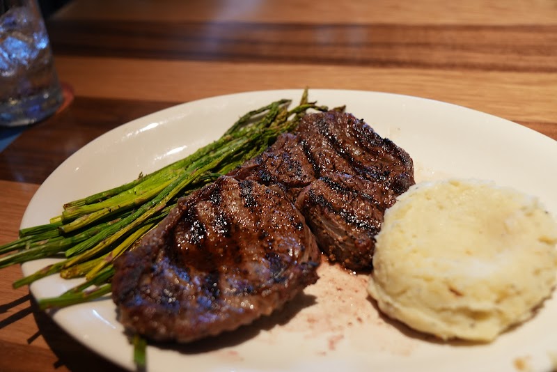 BJ's Restaurant & Brewhouse photo 5