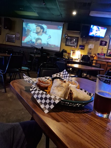 Mac's Tavern & Grill - Karaoke Bar photo 5