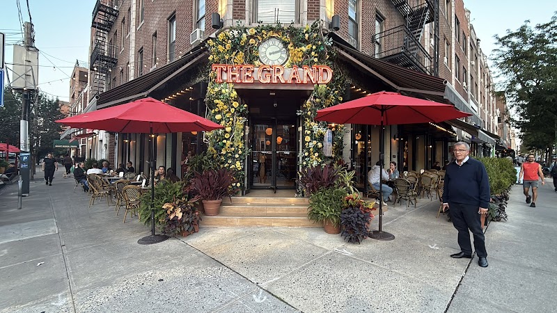 The Grand photo 4