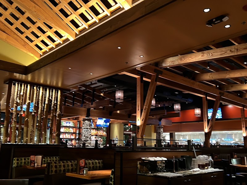Lazy Dog Restaurant & Bar photo 2