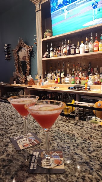 Barrel Creek Cocktail Lounge photo 2