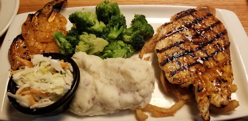 Applebee's Grill + Bar photo 2