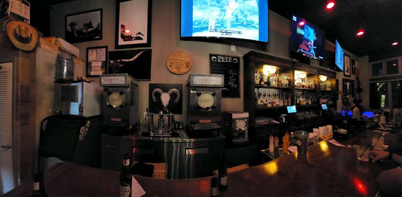 Market Square Saloon photo 4