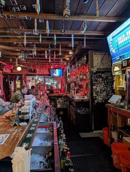 Mad Donkey Beer Bar & Grill photo 4
