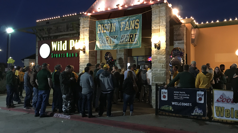 Wild Pitch Sports Bar & Grill photo 3