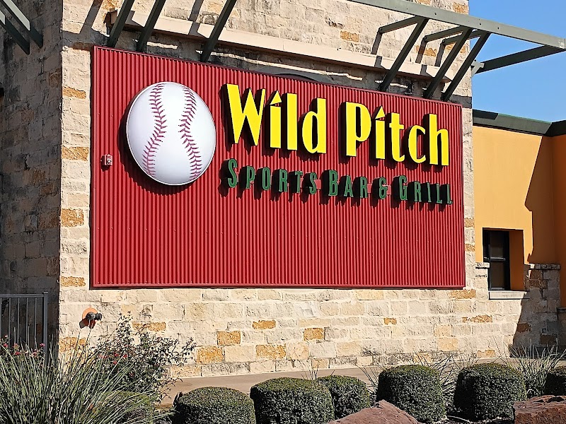 Wild Pitch Sports Bar & Grill photo 5