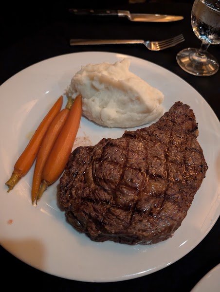 Dakotas Steaks - Seafood - Chops photo 4