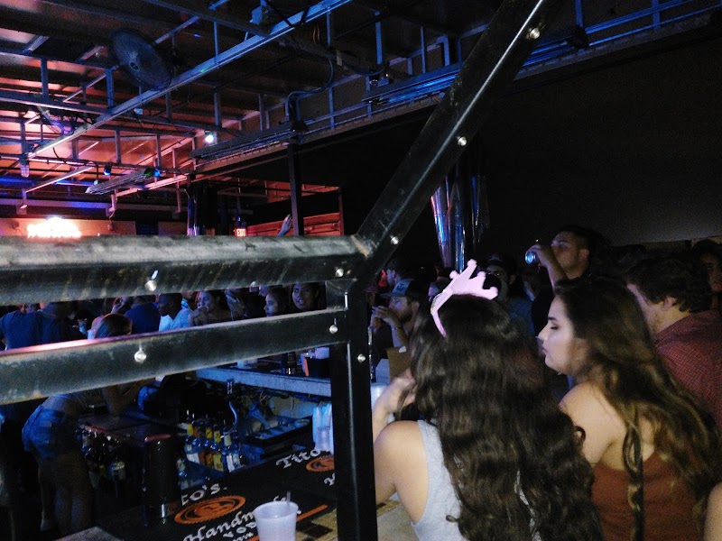 Veranda Rooftop Bar & Patio photo 3
