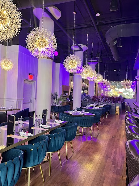 Beehive (Restaurant-Bar-Lounge) photo 4