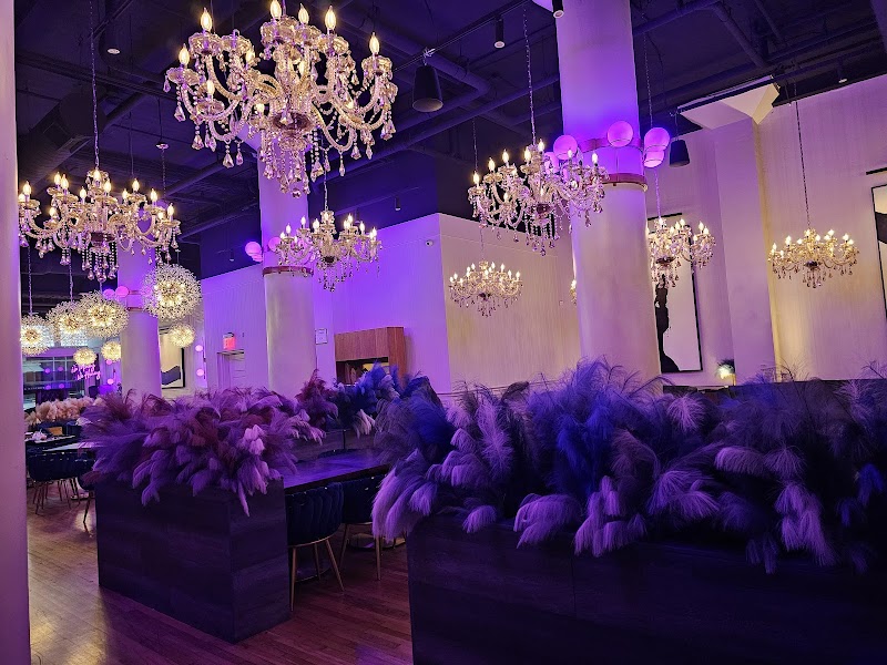 Beehive (Restaurant-Bar-Lounge) photo 5