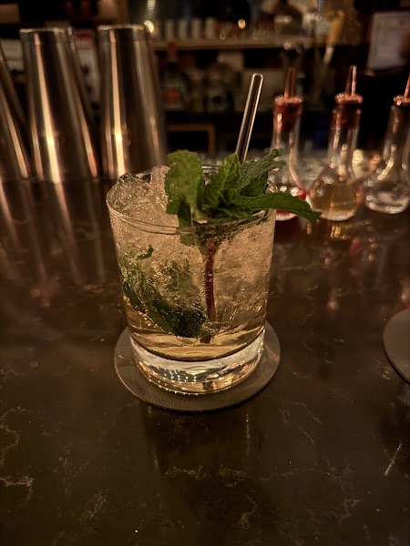 Bar Enzo - Long Island City photo 4