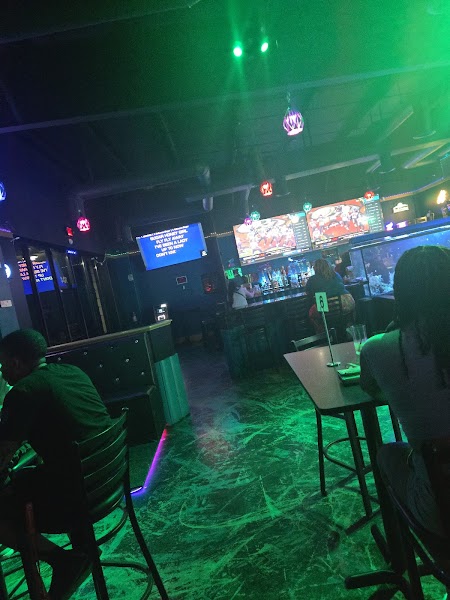 Panama City bar & grill photo 2