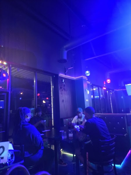 Panama City bar & grill photo 3
