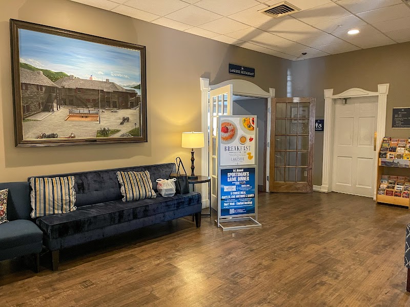 The Lakeside Restaurant & Lounge photo 5