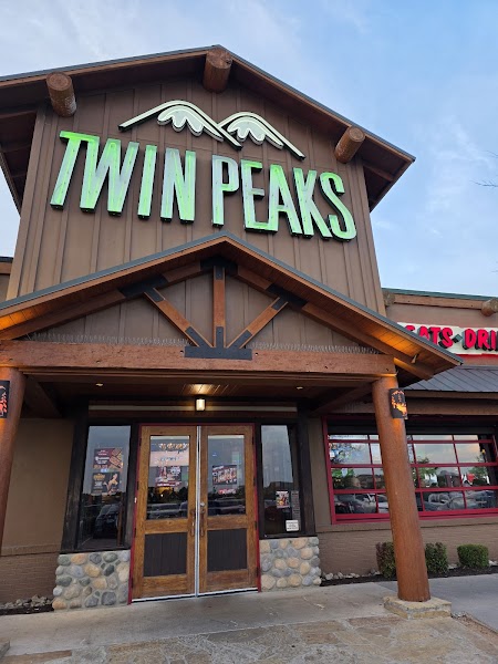Twin Peaks photo 4