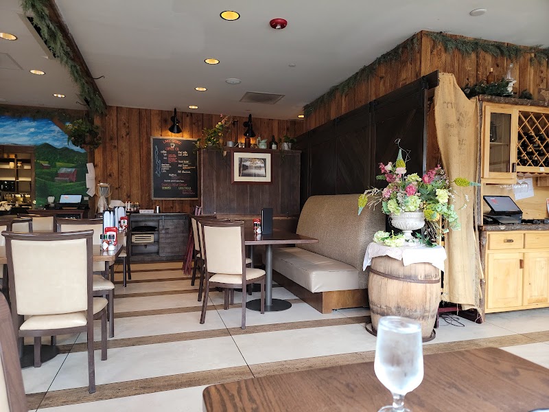 Charlie's Bar & Kitchen photo 5