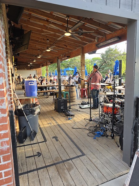 The Stix Icehouse photo 5