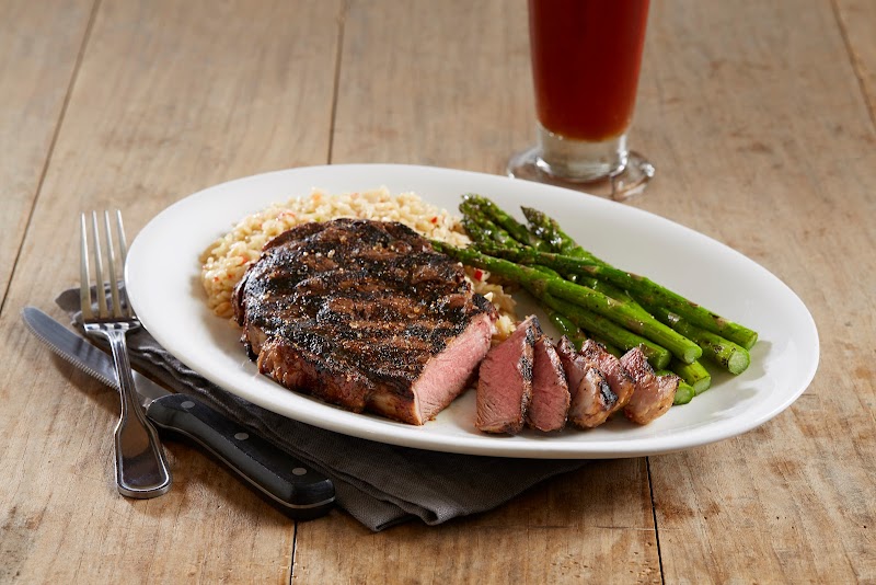BJ's Restaurant & Brewhouse photo 2