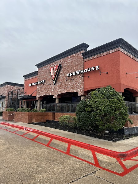 BJ's Restaurant & Brewhouse photo 4