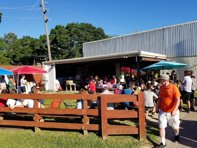 Mac's Sports Bar -N- Grill photo 4