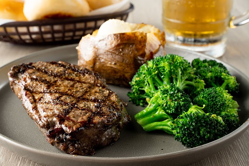 Logan's Roadhouse photo 5