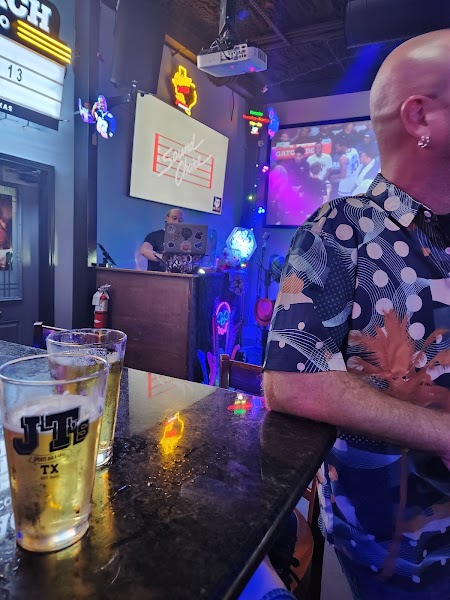 JT'S Sports Bar & Grill photo 5