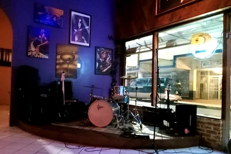 On the Rocks Tavern photo 4