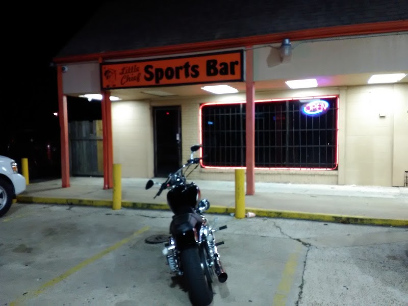 Little Chief Sports Bar photo 2