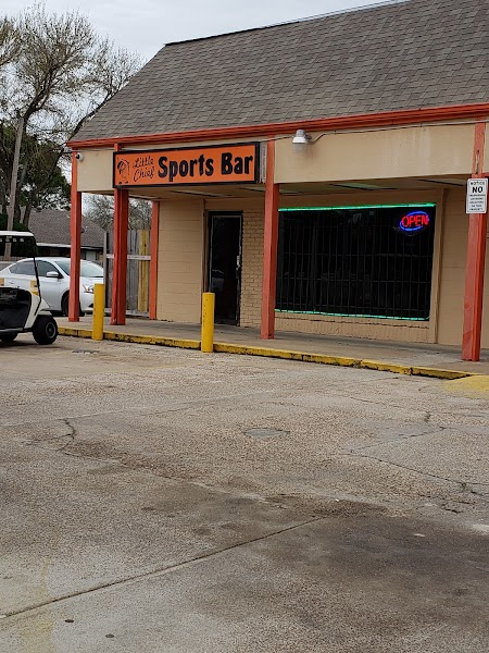 Little Chief Sports Bar photo 3