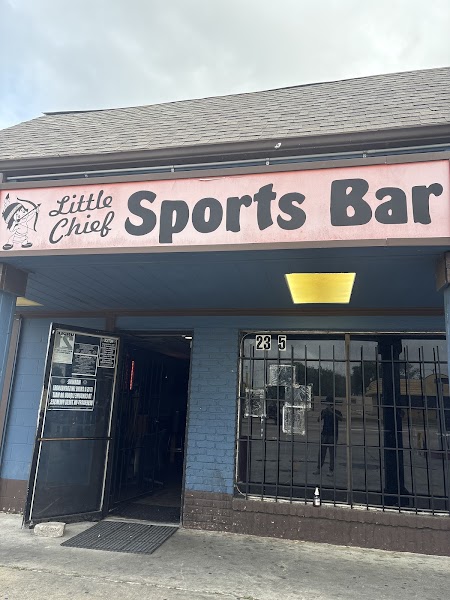 Little Chief Sports Bar photo 5