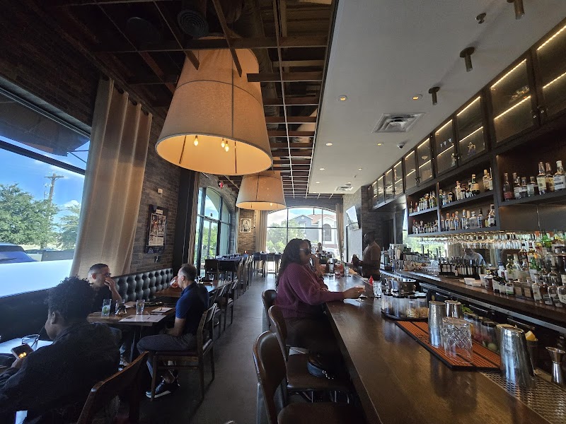 Bottled in Bond Cocktail Parlour & Kitchen + The Parlour Lounge photo 3