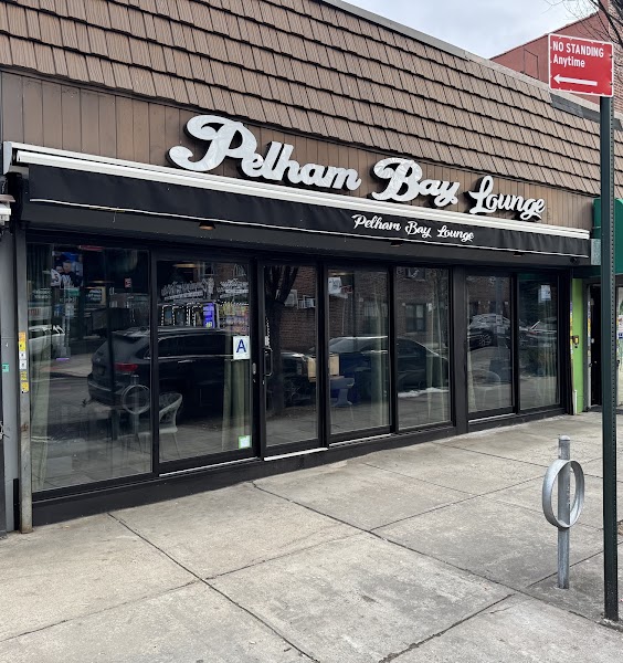 Pelham Bay Lounge photo 2